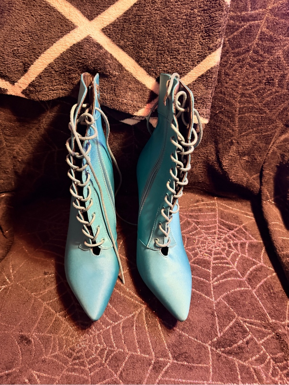 Azalea Wang Women’s Teal Lace-Up Pointed Toe Ankle Boots